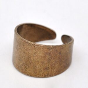 Antiikvaskne laia servaga sõrmuse toorik