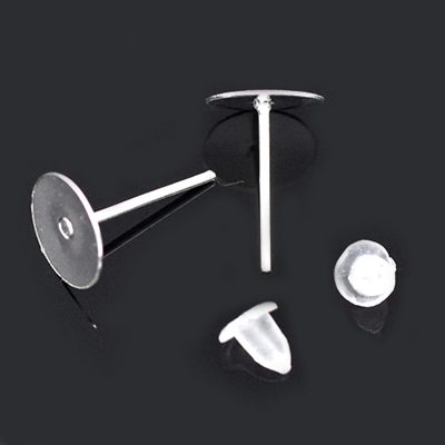 Hõbeda värvi poltkõrvarõngad alaga/8mm