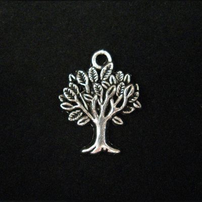 Hõbedane ripats/puu/22 x17mm